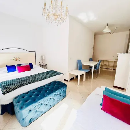 Falcone 22 * Bologne