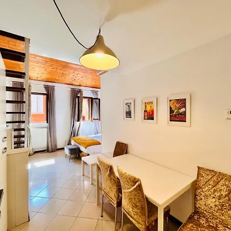 Apartment Falcone 22 *