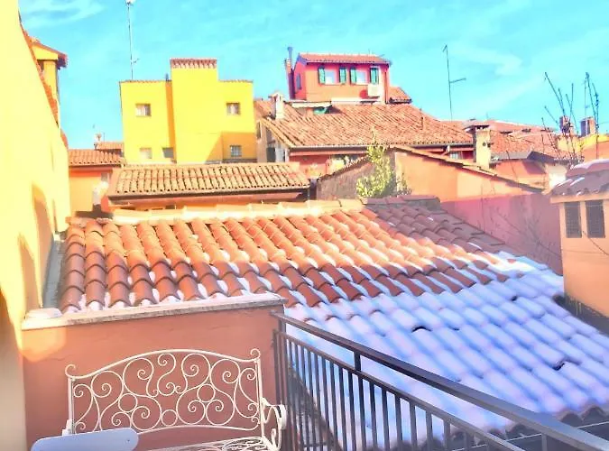 Falcone 22 * Bologna