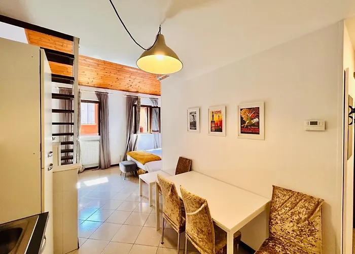 Appartement Falcone 22 *